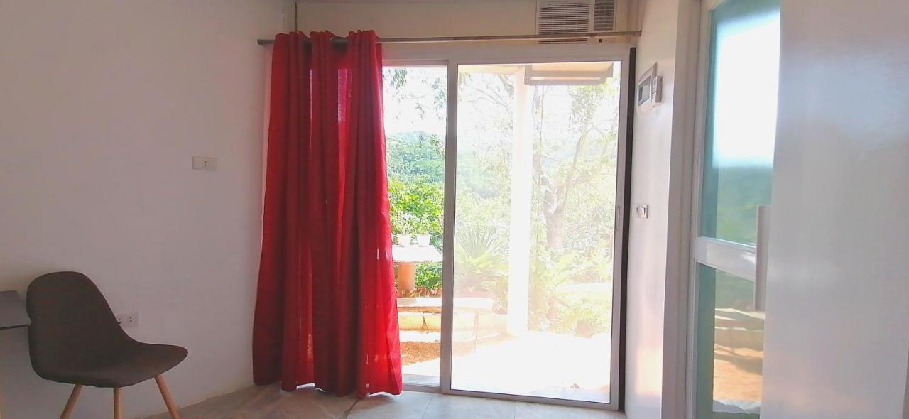 Lonos Circle Private Garden Bed & Breakfast Romblon Bagian luar foto