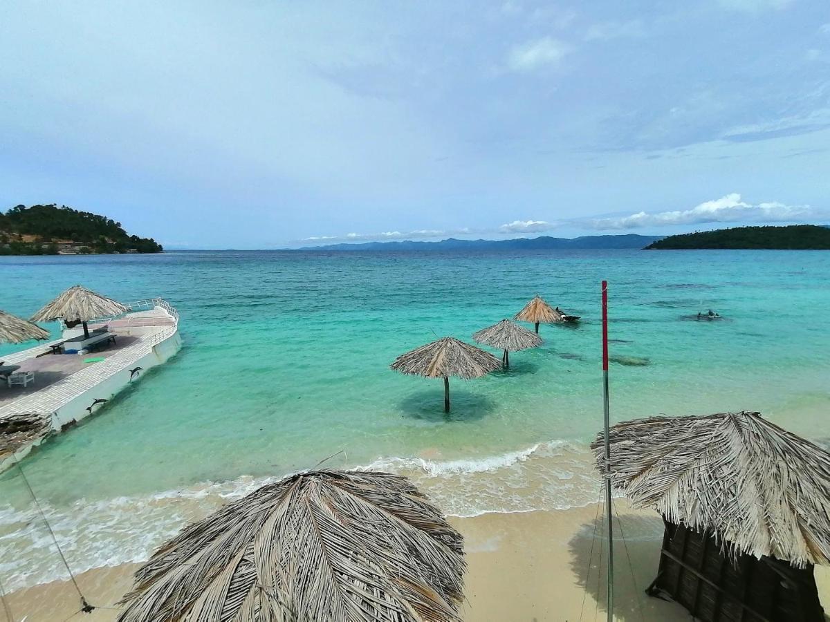 Lonos Circle Private Garden Bed & Breakfast Romblon Bagian luar foto