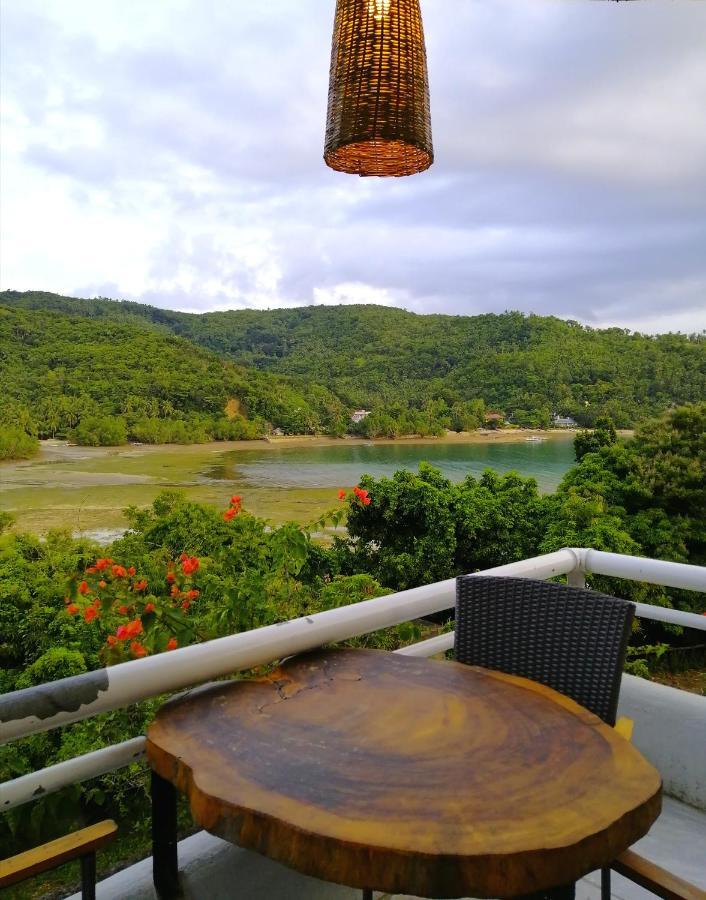 Lonos Circle Private Garden Bed & Breakfast Romblon Bagian luar foto